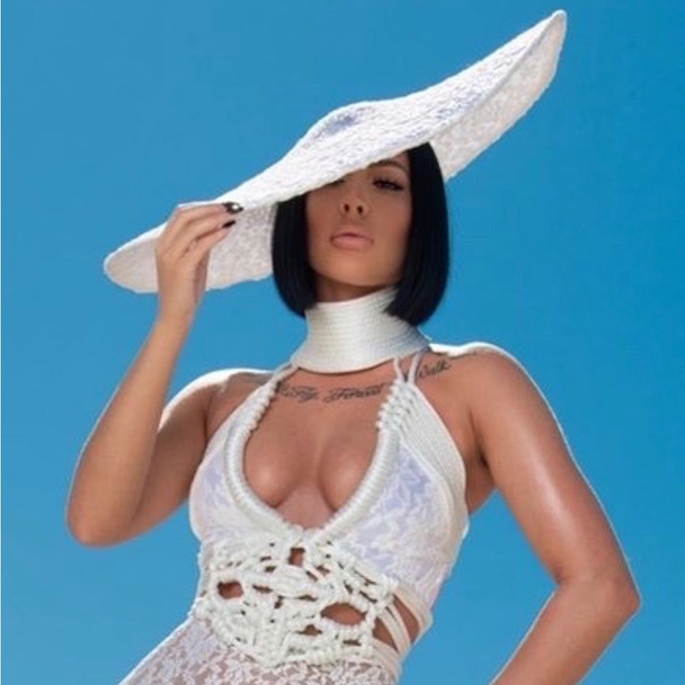 Beyonce Lace costume hat